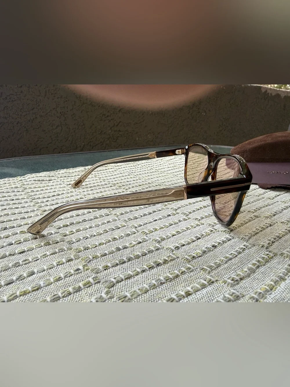 Tom Ford  TF1081 52E Photochromic Havana Sunglasses 58mm + Case
